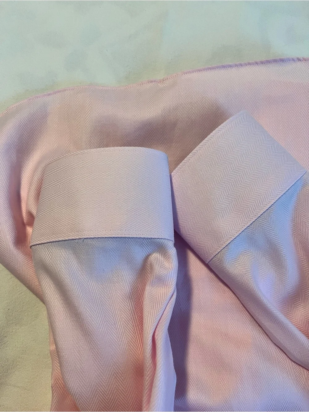 TailorByrd Men's Pink Long Sleeve Button-Down Mens SZ 34/35 Large / XL EUC
